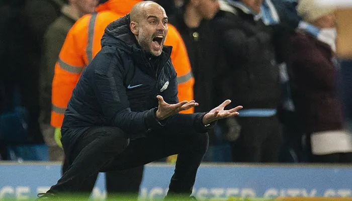 EFE Guardiola dirigiendo al Manchester City