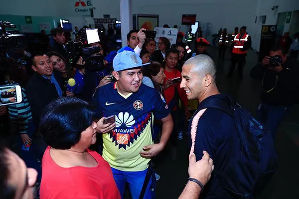 CARLOS RAMÍREZ Cecilio Domínguez previo a la salida rumbo a Guadalajara