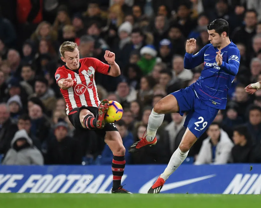 EFE Morata pelea por el balón en encuentro contra Southampton