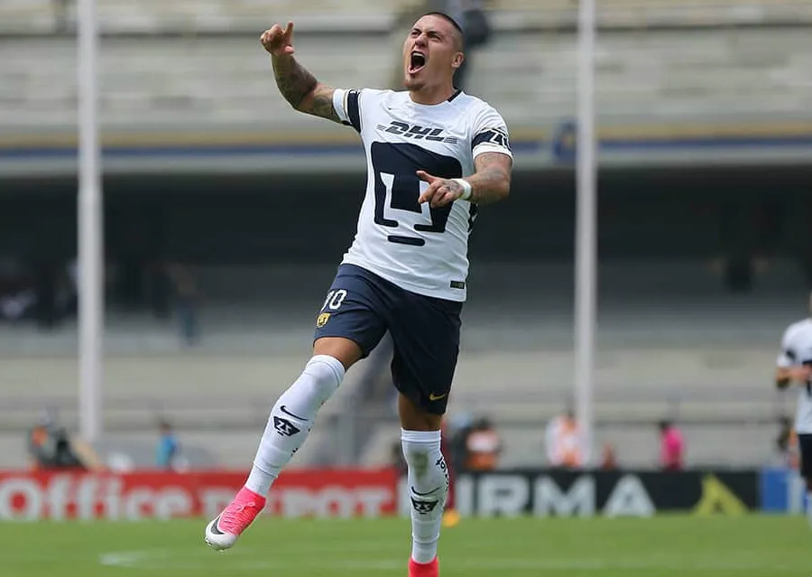 IMAGO7 Nicolás Castillo festeja anotación con los Pumas