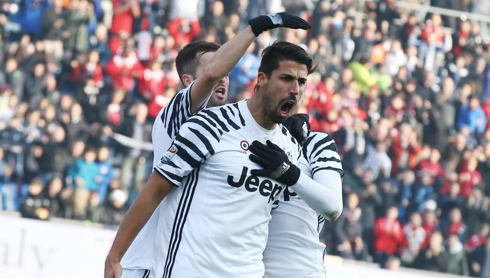 AP Khedira festeja anotación con La Vecchia Signora