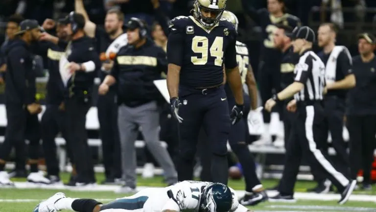 AP Alshon Jeffery lamenta su error en el duelo ante los Saints