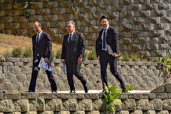 De Luisa junto Cantú y Tata Martino