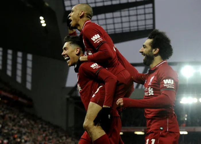 AP Jugadores del Liverpool festejan con su público