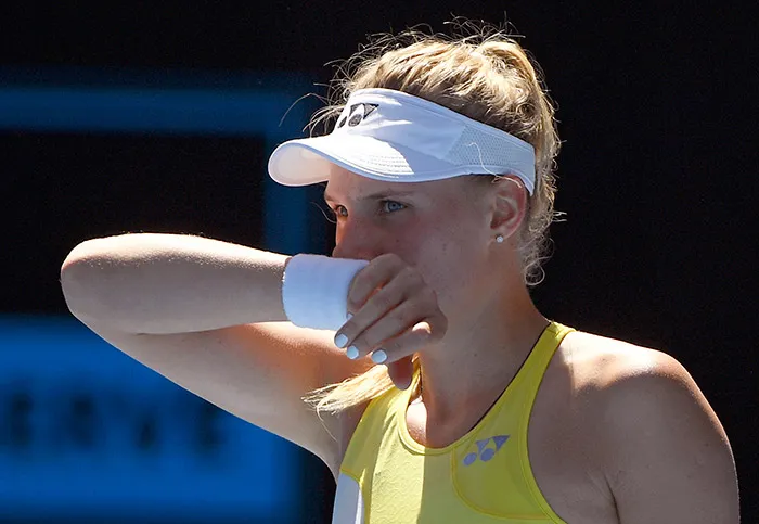 Dayana Yastremska llora después de la derrota