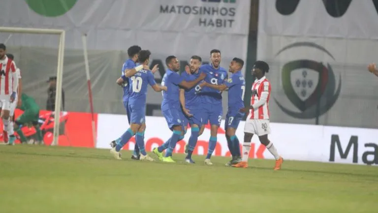 HH festeja su gol en la Copa de Portugal