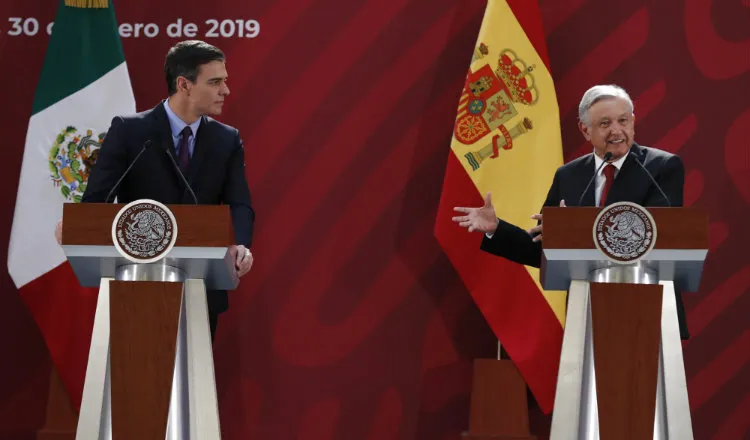 Sánchez Pérez-Castejón y AMLO, en el Colegio de San Idelfonso