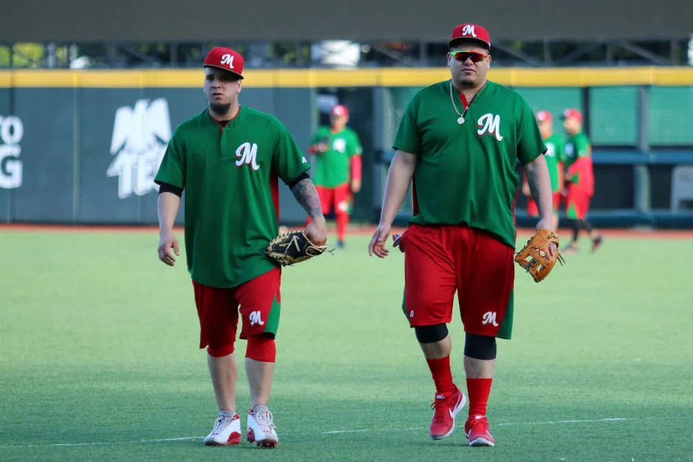 Jugadores de los Charros de Jalisco entrenando para la Serie del Caribe Jugadores de los Charros de Jalisco entrenando para la Serie del Caribe