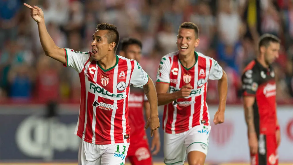 MEXSPORT Isijara festeja gol con los Rayos