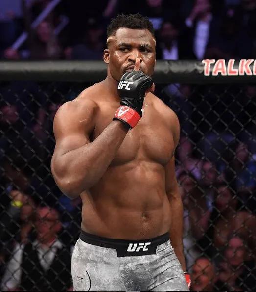 INSTAGRAM @UFC Francis Ngannou tras derrotar a Caín