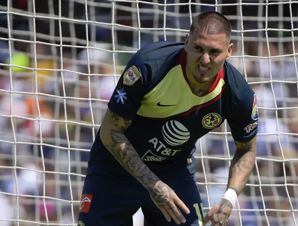 MEXSPORT Nico se lamenta tras fallar una opotunidad clara de gol