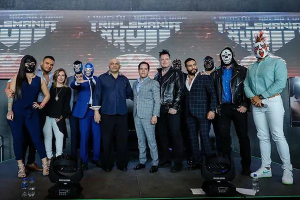 La conferencia donde se anunció el máscara contra cabellera