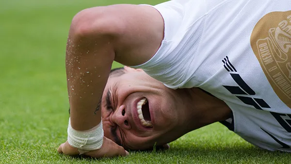 IMAGO7 Pablo Barrera se lamenta en el terreno de juego