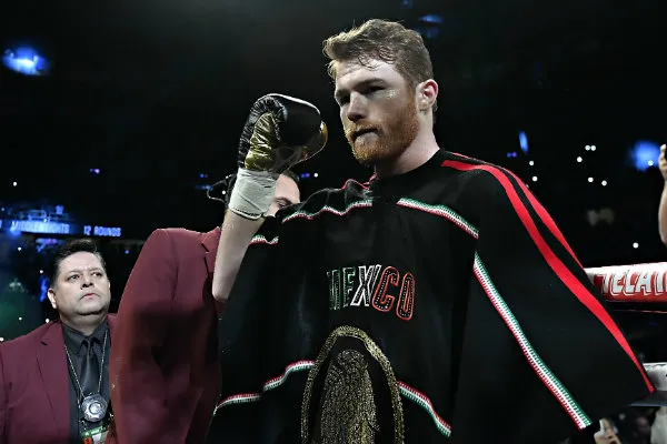 IMAGO7 Canelo en el ring previo a una pelea