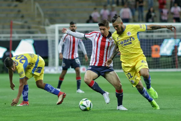 IMAGO7 Brizuela durante el partido contra San Luis