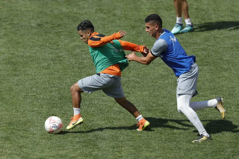 Uno de los hermanos Zetuna durante el entrenamiento de Alebrijes