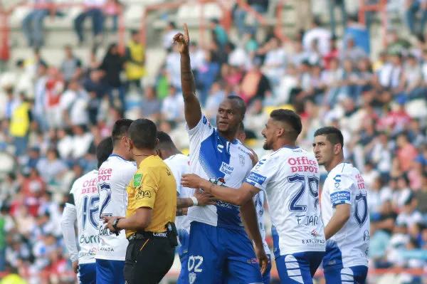 Stiven Barreiro celebra su anotación ante Tijuana