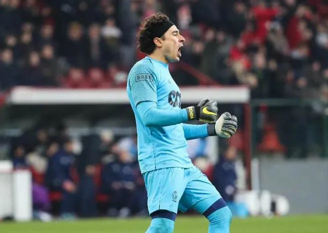 Ochoa celebra anotación del Standard