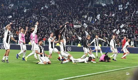 Así celebró la Juventus el pase a Cuartos de Final