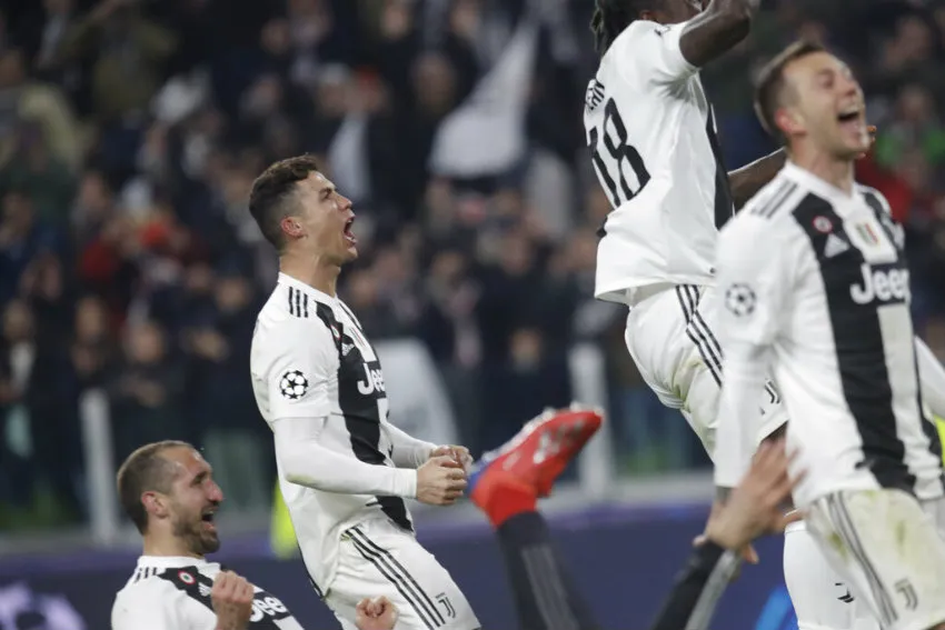 AP Juventus festeja pase a Cuartos de Final de la UCL