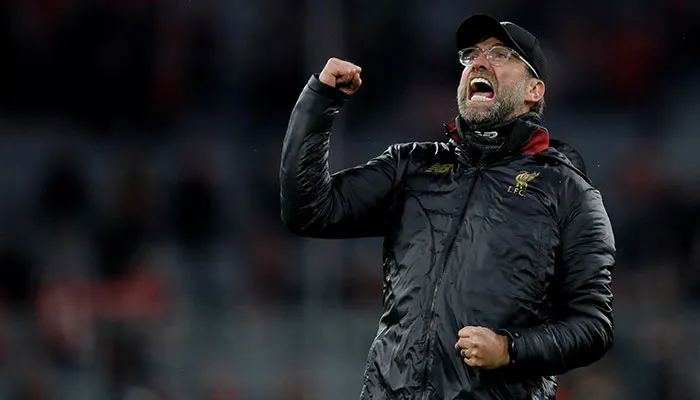 Klopp festejando su pase a los Cuartos de Final