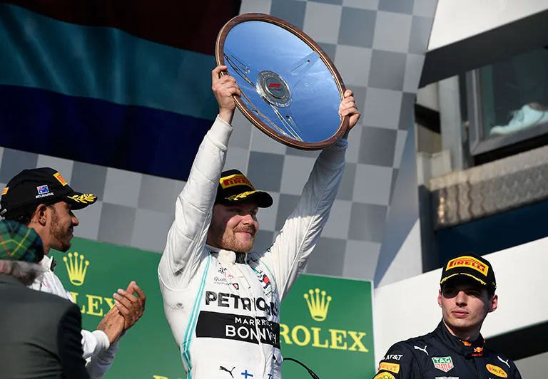 AP Valtteri Bottas celebra su triunfo en Australia