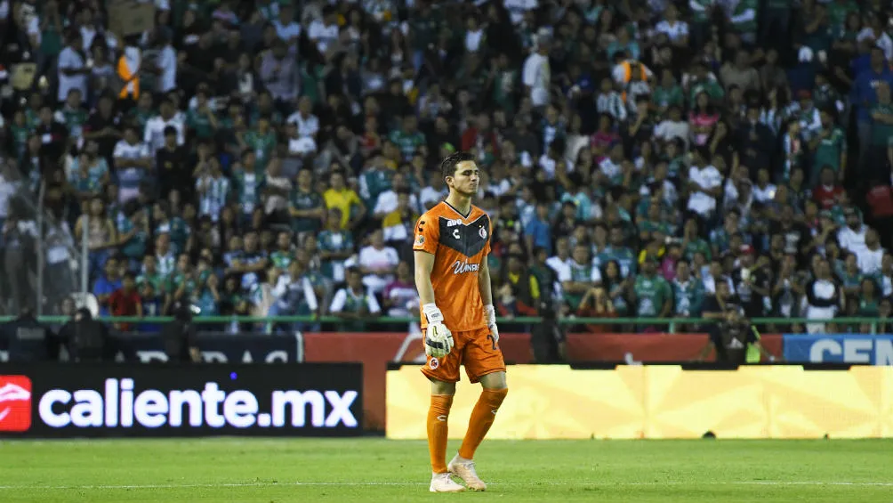 IMAGO7 Jurado se lamenta tras derrota del Tiburón