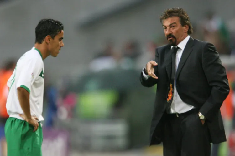 IMAGO7 La Volpe y Omar Bravo, en su paso por el Tri