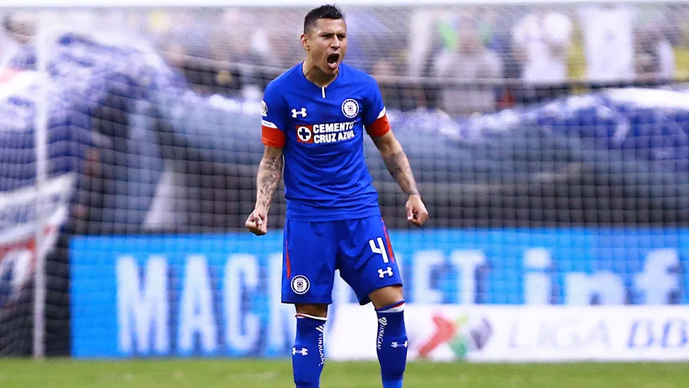 IMAGO7 Cata Domínguez se perfila para tomar el lugar de Aguilar en la central celeste