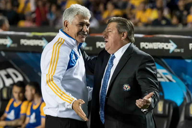 MEXSPORT Tuca y Piojo Herrera, previo a un duelo en el Volcán