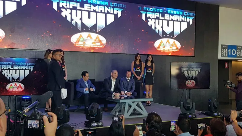 Caín Velásquez, en conferencia de prensa de Triplemanía XXVll