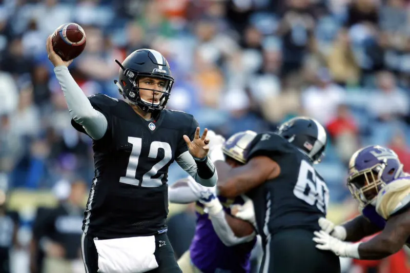 Luis Pérez con el Birgminham Iron