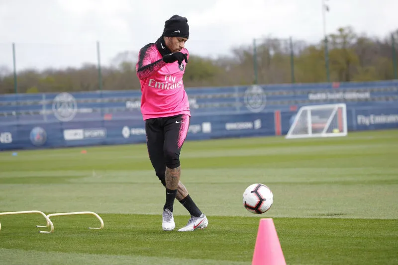 TWITTER @NEYMARJR Neymar durante un entrenamiento del PSG
