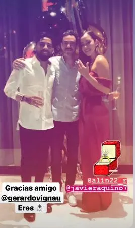 Aquino y su prometida después de pedir matrimonio