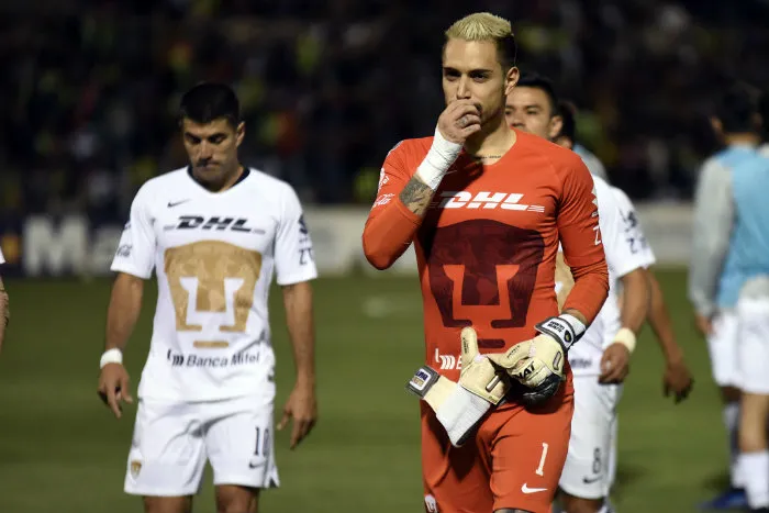 Jugadores de Pumas después de un partido