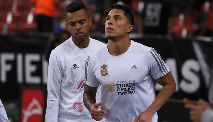 IMAGO7 Salcedo previo a un partido con Tigres