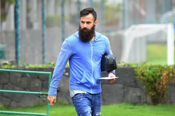 Crosas previo a un entrenamiento con Cruz Azul