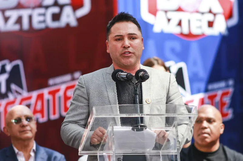 MEXSPORT Óscar de la Hoya durante una conferencia de prensa
