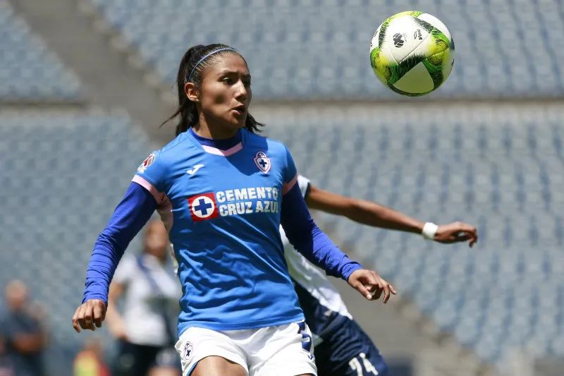 Rebeca Zavaleta, durante un partido