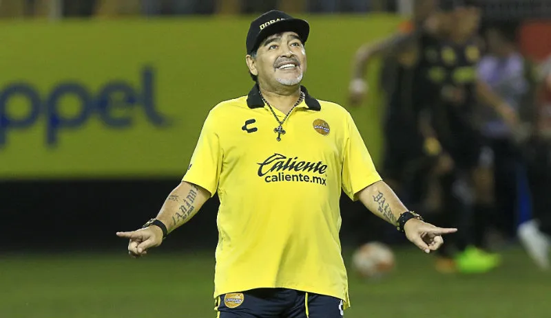 IMAGO7 Maradona sonríe durante un juego de Dorados de Sinaloa