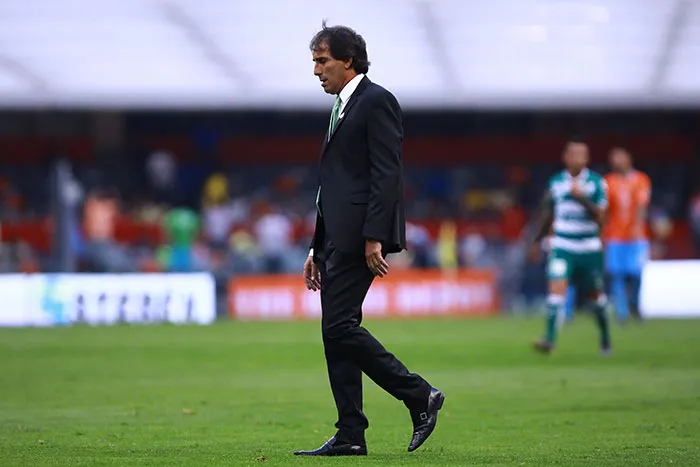 IMAGO7 Almada después de la derrota contra América