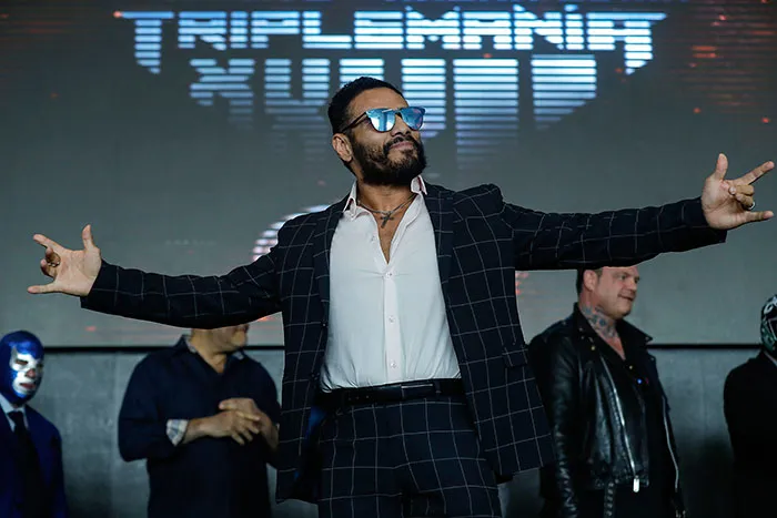 Dr. Wagner Jr. en la conferencia de Triplemanía XVII