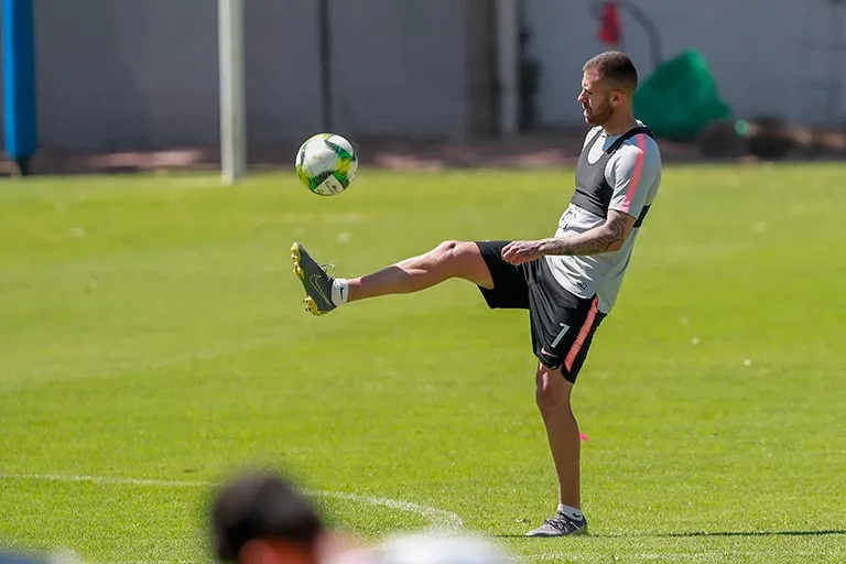 Jérémy Ménez, en la práctica de América