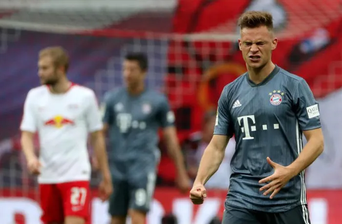 Kimmich se lamenta durante el partido