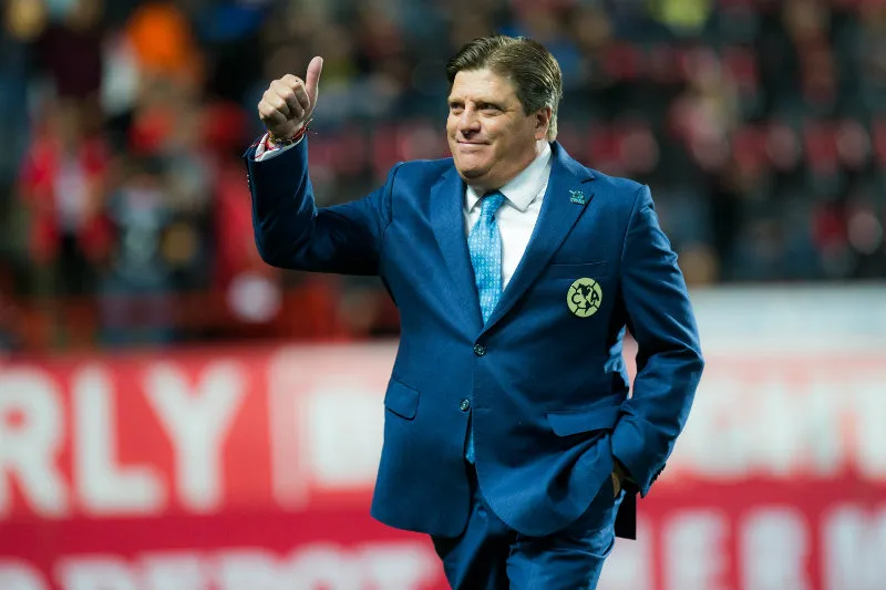 MEXSPORT Miguel Herrera durante un juego del América