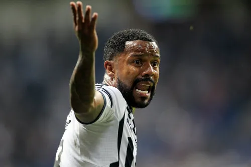 IMAGO7 Dorlan Pabón durante un partido contra Necaxa