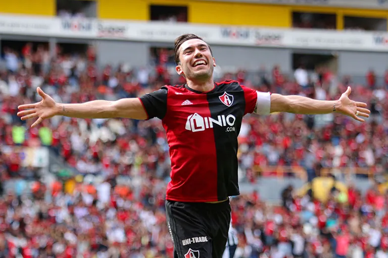 IMAGO7 Juan Pablo Vigón celebra un gol con Atlas