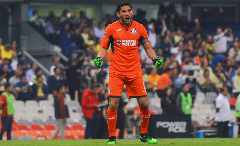 IMAGO7 Corona celebra un tanto de La Máquina en el Clausura 2019