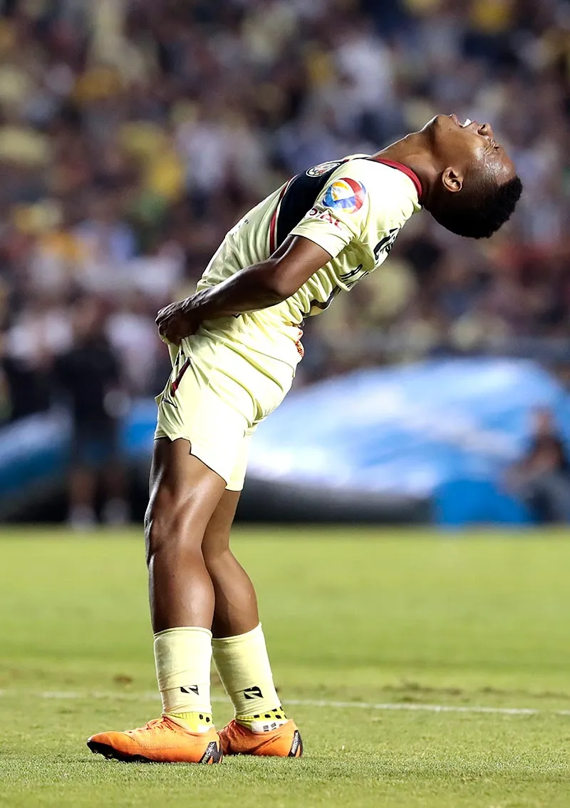 DANIEL GÁMEZ Ibargüen lamenta una de tantas fallas azulcremas vs León