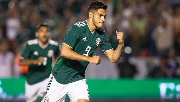 Jiménez en un partido con la Selección